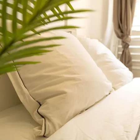 Ag 3 Sun And Serenity Intimate Apartament